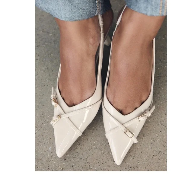 Zara Buckled Heeled Shoes - Picture 4 of 9